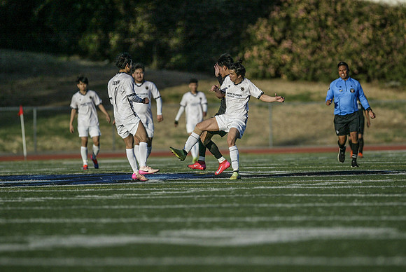 NS-Soccer25-0564L