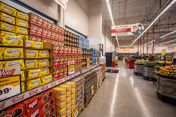 Grocery Outlet Placentia 190530-0026