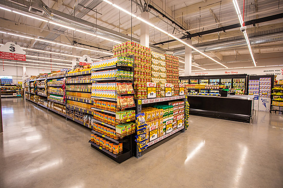 Grocery Outlet Placentia 190530-0032