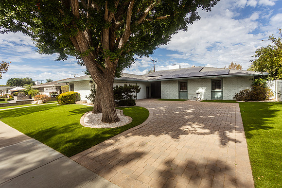 521 W Memory Lane-0009L