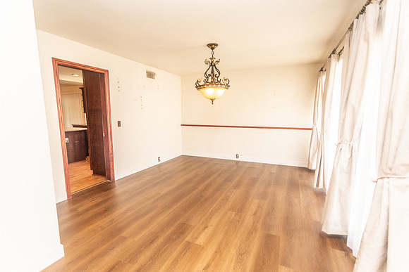 521 W Memory Lane-0019L
