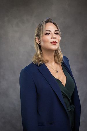 Laura L-0006L_(2)