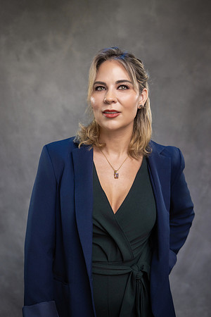 Laura L-0004L_(2)
