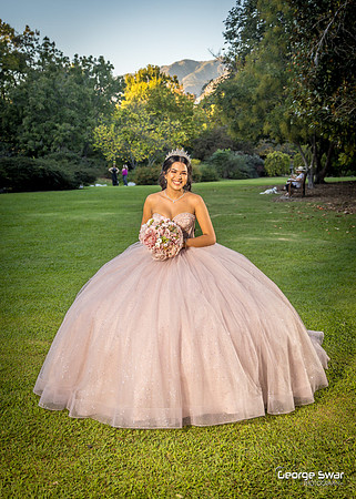 Leah XV25-0172w