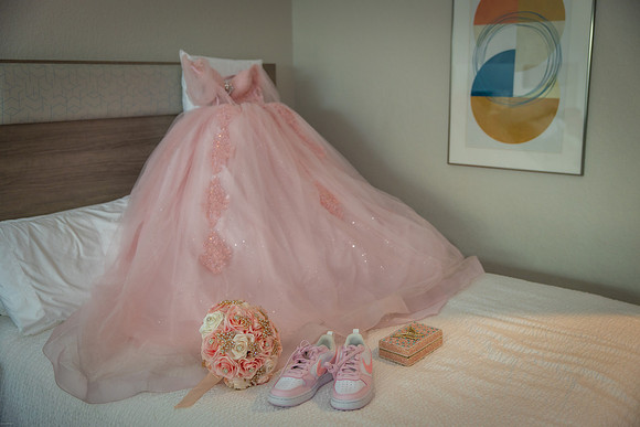 Delilah 16BD-0012L