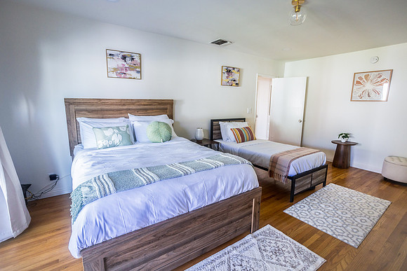 616 W. Victoria Ave-0001L2C
