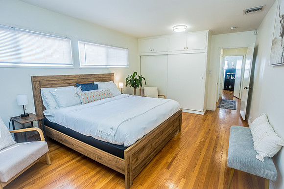 616 W. Victoria Ave-0006L2C