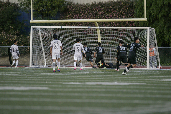 NS-Soccer25-1184L