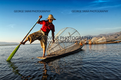 Inn Lay Fishing man