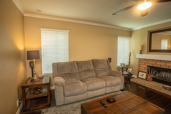 11741 Chadwick Rd Corona-0005