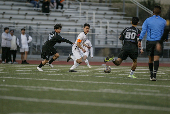 NS-Soccer25-1217L