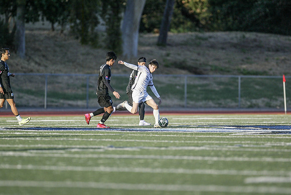 NS-Soccer25-0813L