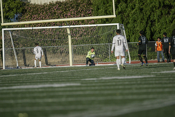 NS-Soccer25-0582L