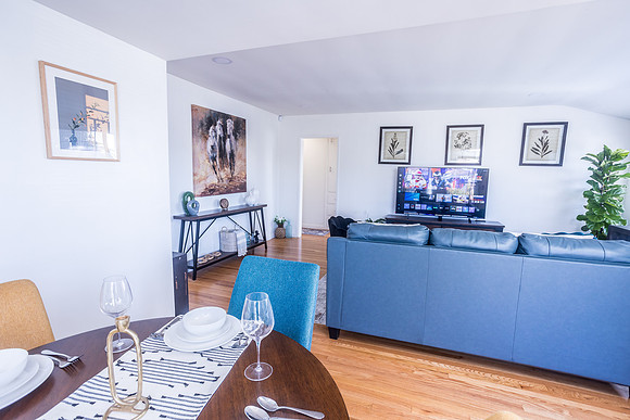 616 W. Victoria Ave-0023C
