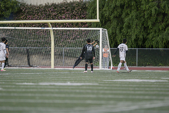 NS-Soccer25-1173L