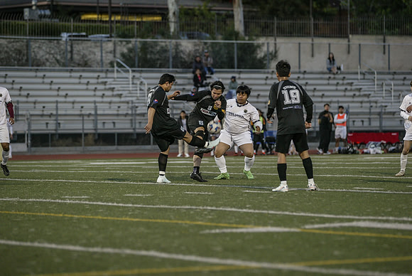NS-Soccer25-1276L