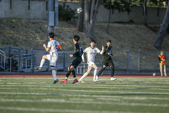 NS-Soccer25-0809L