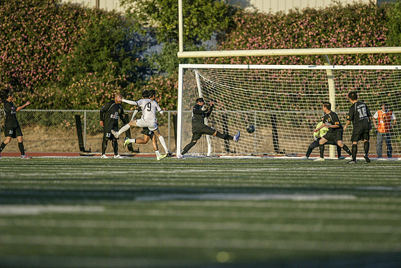 NS-Soccer25-0929L