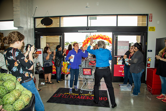 Grocery Outlet Placentia 190530-0154