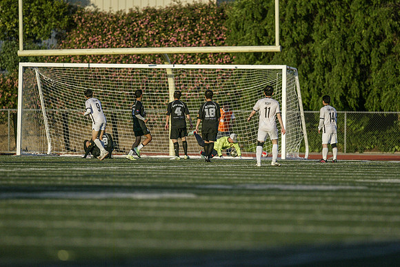 NS-Soccer25-0934L