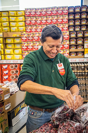 Grocery Outlet Placentia 190530-0211