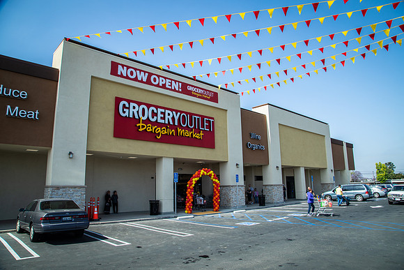 Grocery Outlet Placentia 190530-0206