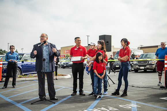 Grocery Outlet Placentia 190530-0124