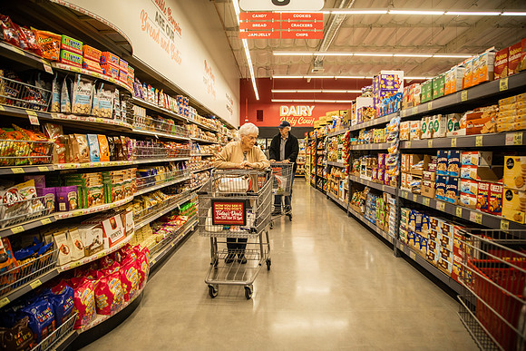 Grocery Outlet Placentia 190530-0202