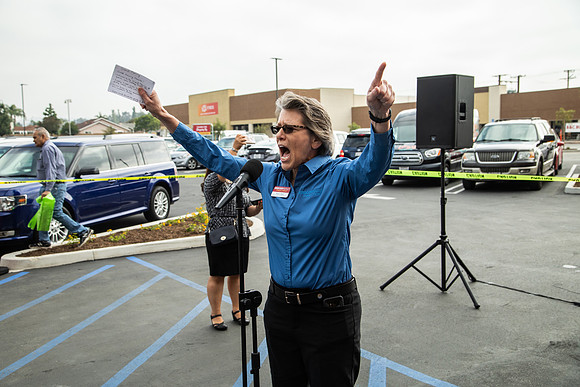 Grocery Outlet Placentia 190530-0099