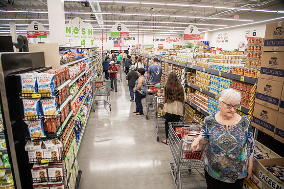 Grocery Outlet Placentia 190530-0218