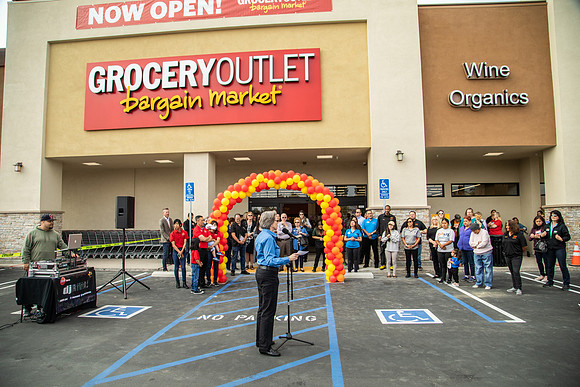 Grocery Outlet Placentia 190530-0111