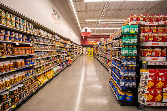 Grocery Outlet Placentia 190530-0009