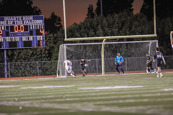NS-Soccer25-1474L