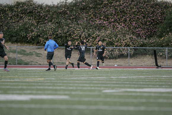 NS-Soccer25-1197L