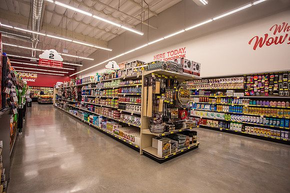 Grocery Outlet Placentia 190530-0004