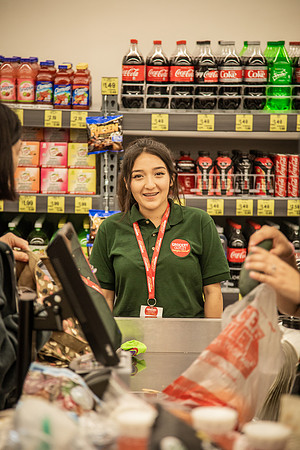 Grocery Outlet Placentia 190530-0223
