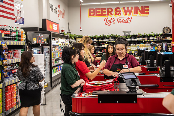 Grocery Outlet Placentia 190530-0090