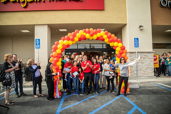 Grocery Outlet Placentia 190530-0151