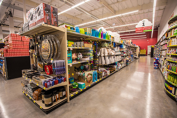 Grocery Outlet Placentia 190530-0028