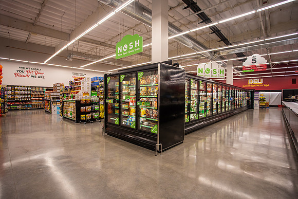 Grocery Outlet Placentia 190530-0006