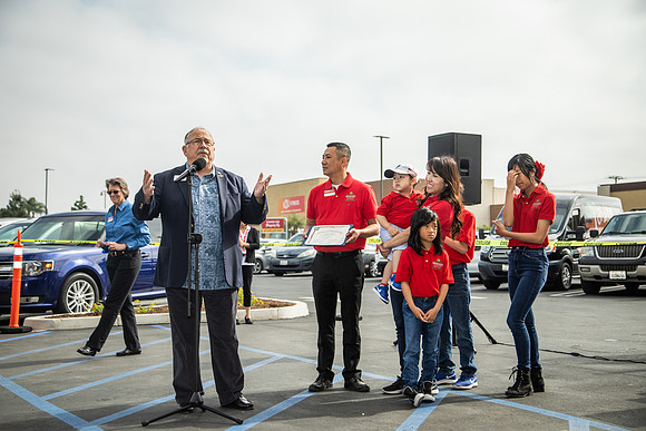 Grocery Outlet Placentia 190530-0123