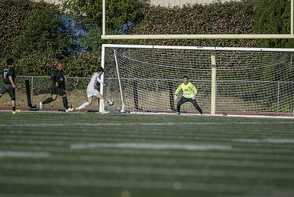NS-Soccer25-0294L