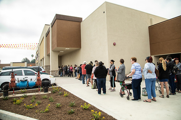 Grocery Outlet Placentia 190530-0097
